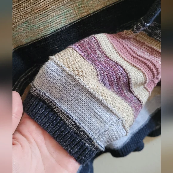 Chaps Boatneck Pullover Knit Sweater Top Women's Petite XL, Cream, Navy and Pink - Picture 3 of 8